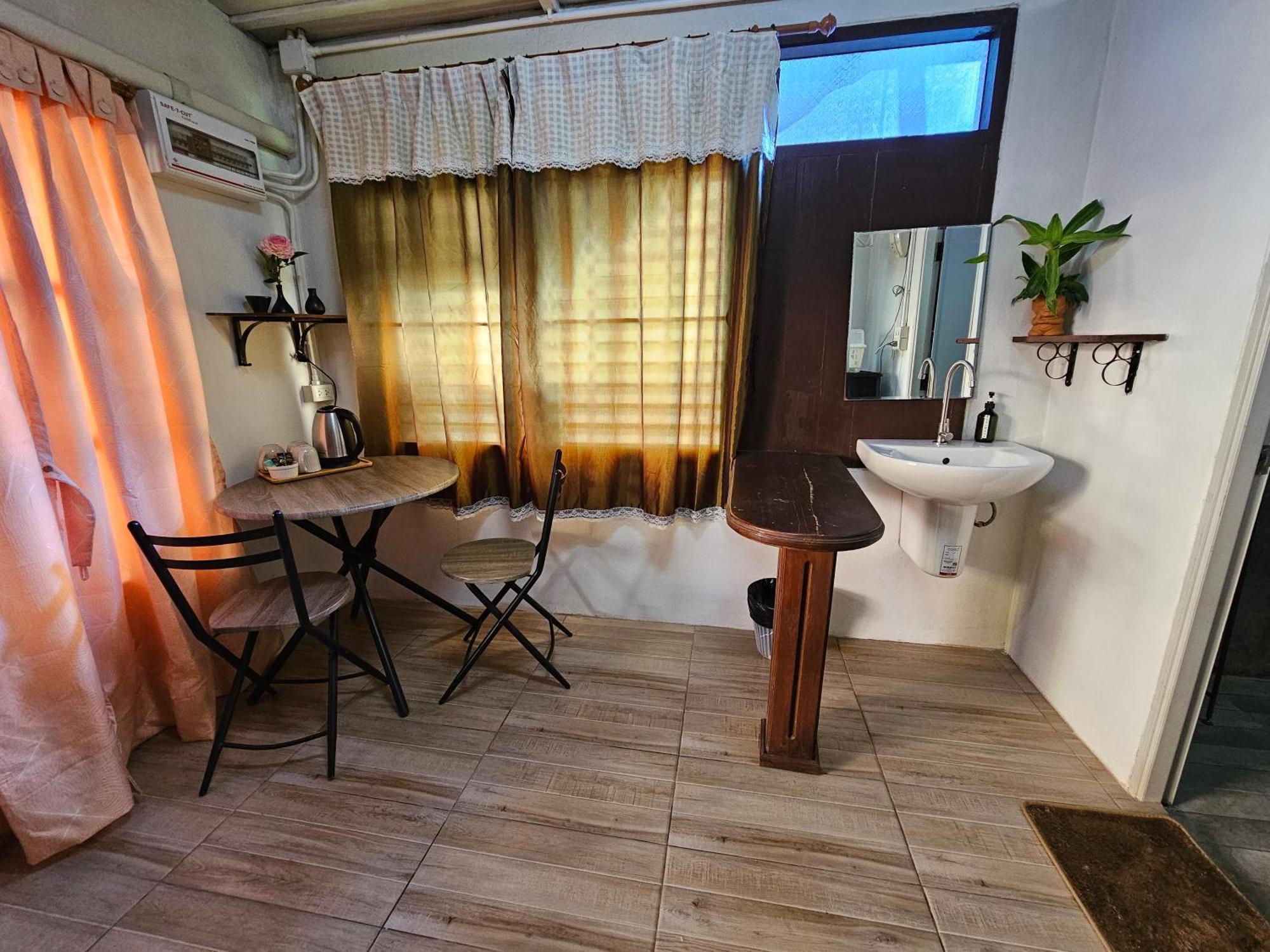 Kanecha'S Home Lampang Exterior photo