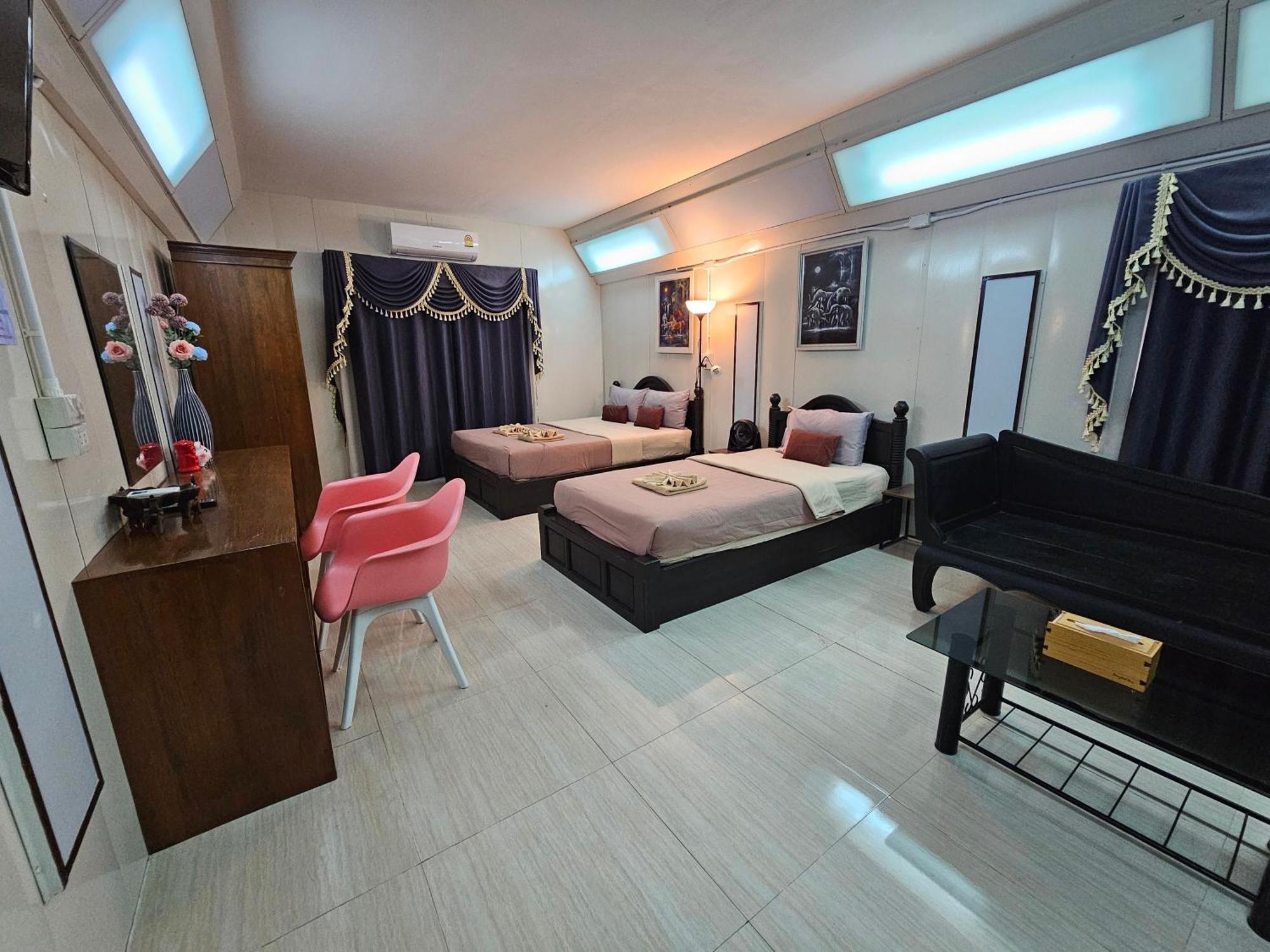 Kanecha'S Home Lampang Exterior photo