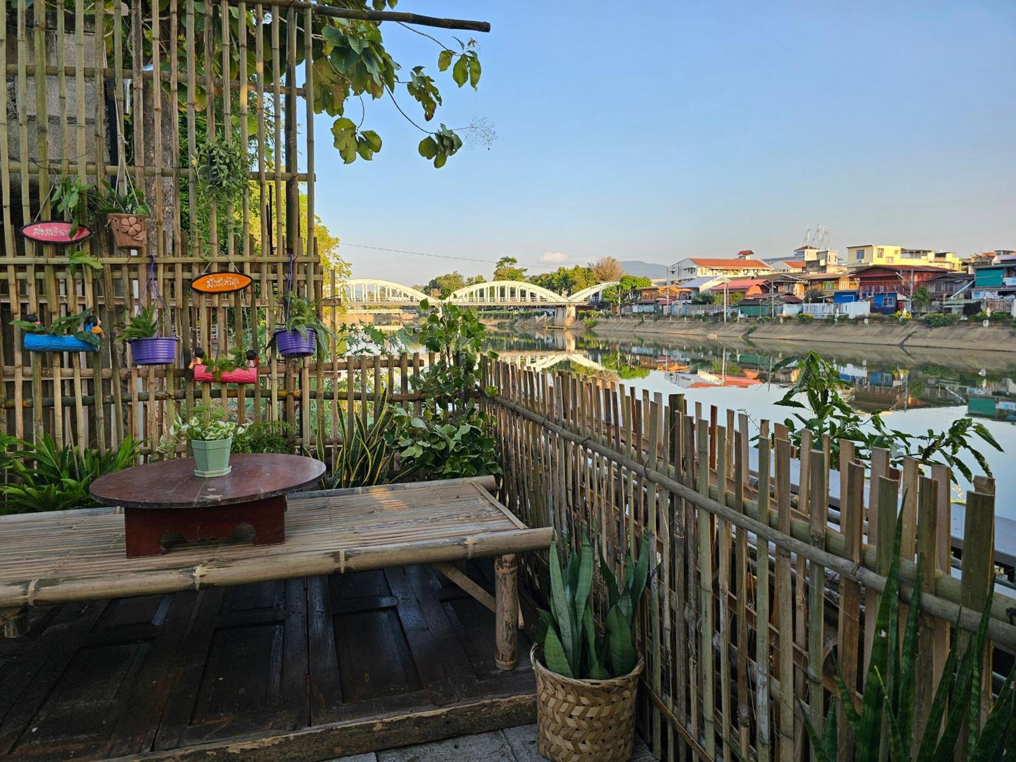 Kanecha'S Home Lampang Exterior photo