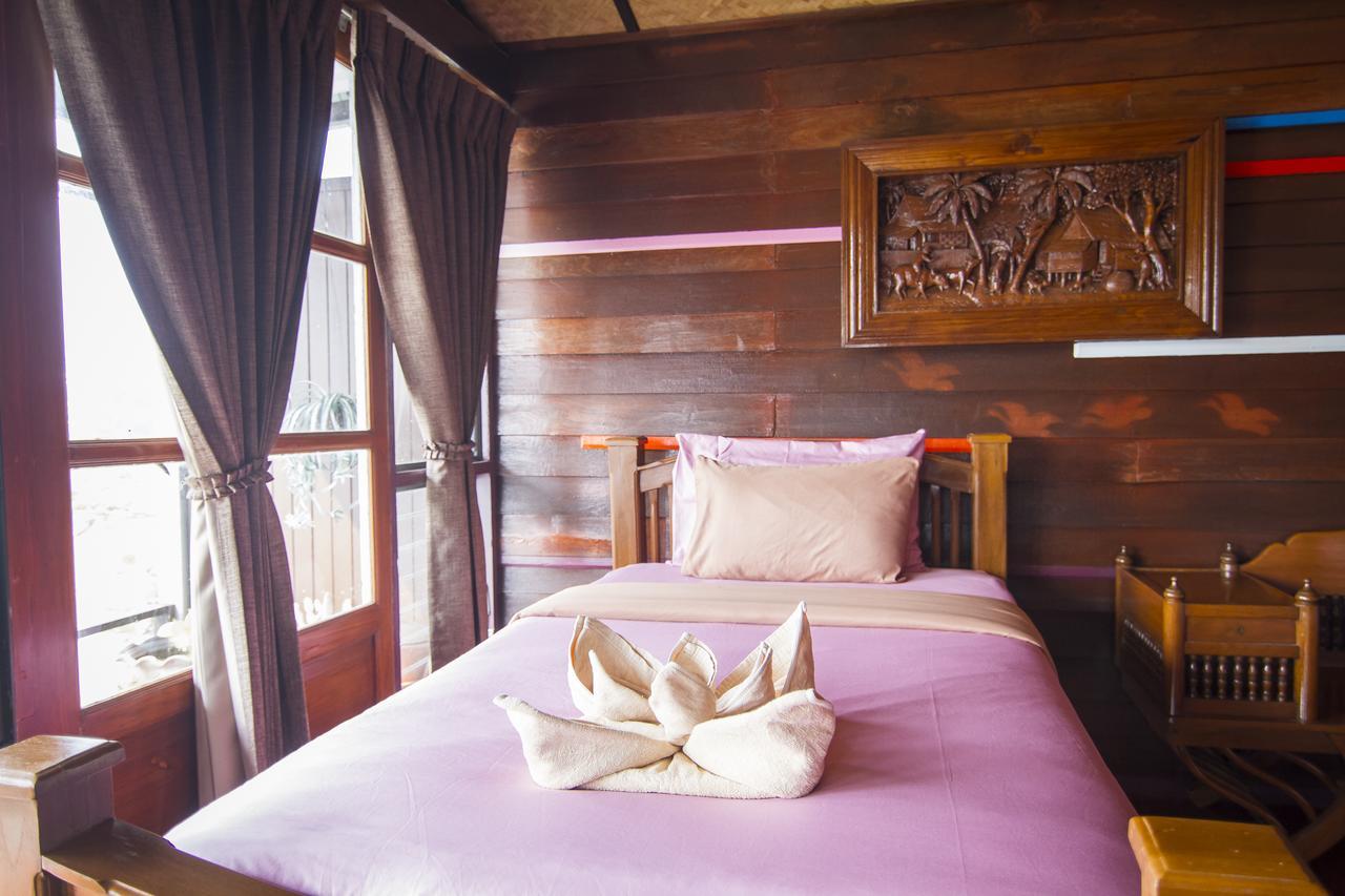 Kanecha'S Home Lampang Exterior photo